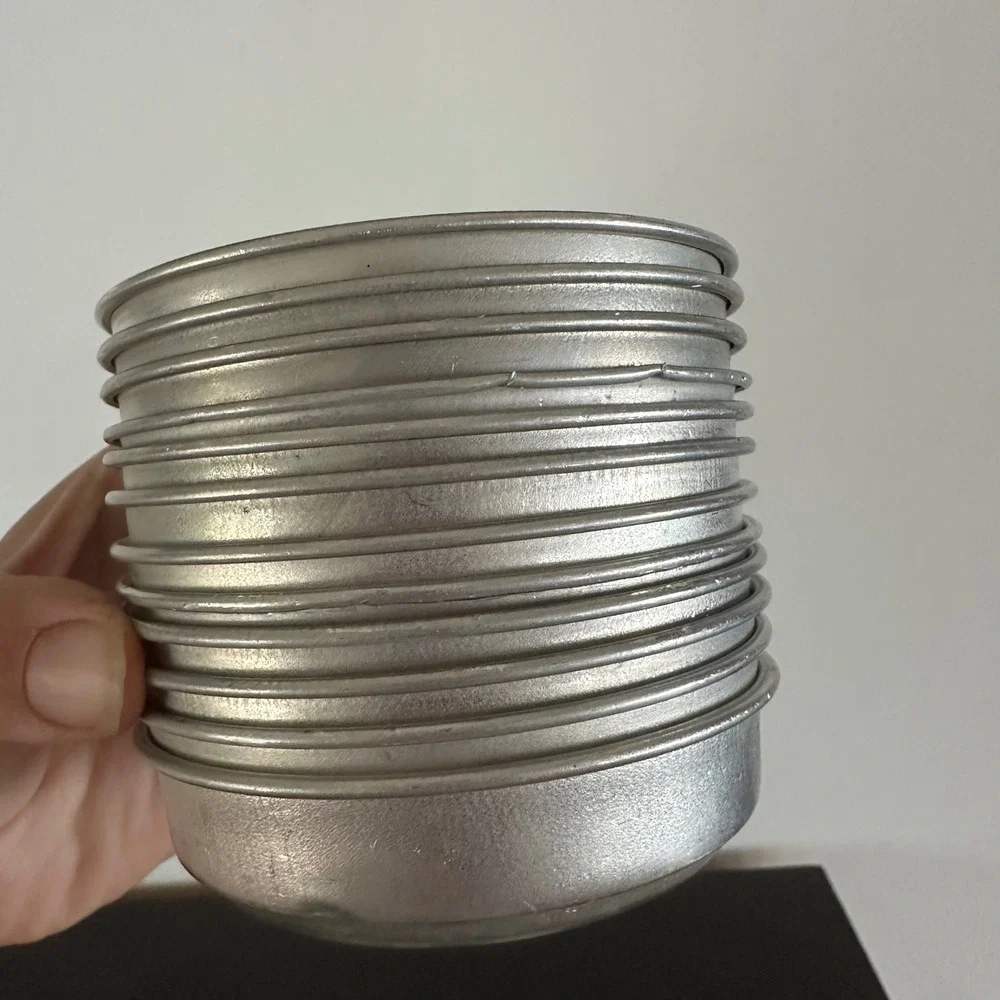 Unbranded vintage aluminum
